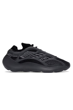 700 V3 Trainers