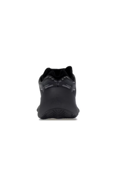 700 V3 Trainers