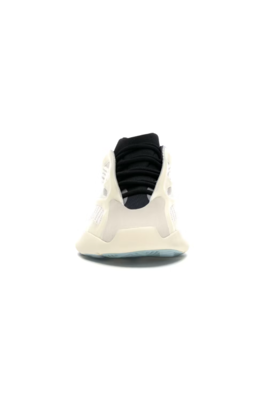 700 V3 Trainers